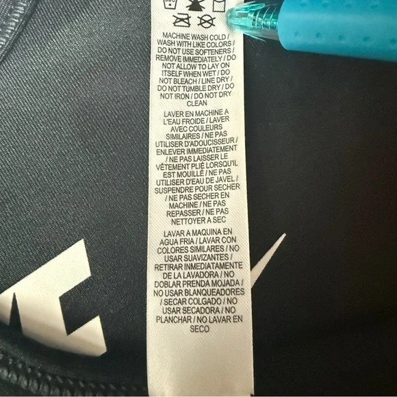 Nike Swoosh Sports Bra Size XL Black Dri-FIT Racerback Medium Support Gym - Picture 6 of 9